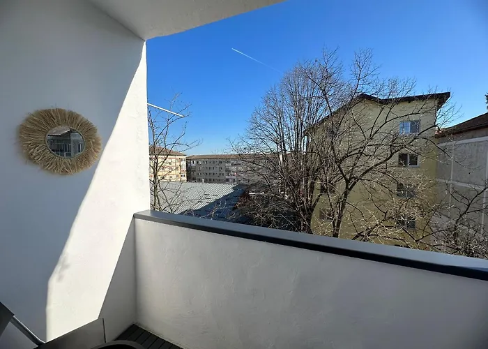 Lägenhet Cozy With Balcony Timişoara