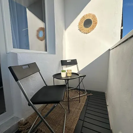 Cozy With Balcony דירה טימישוארה